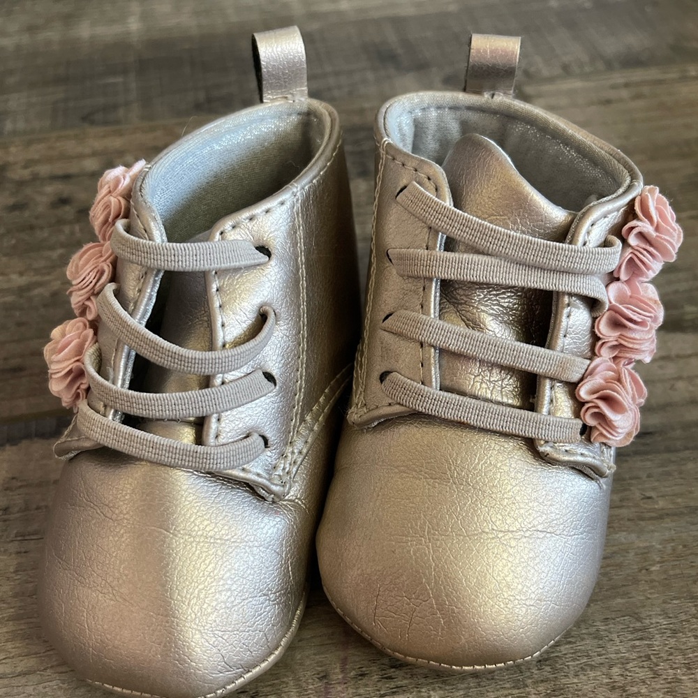 Metallic Flower Baby Shoes